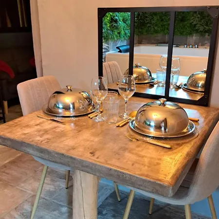 Pensión Etoile & Sens Du Quercy Limogne-en-Quercy