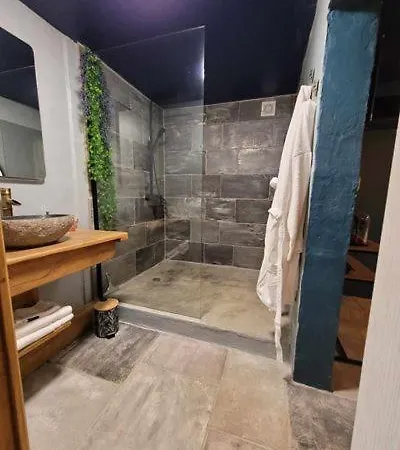 Pensión Etoile & Sens Du Quercy